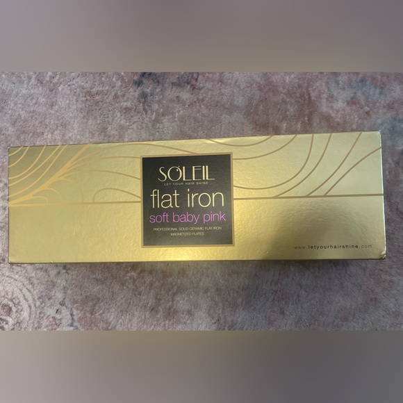 Soleil Flat Iron - Picture 3 of 7